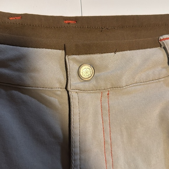 Outdoor Research Khaki Men's Flat Front Shorts - Picture 3 of 8